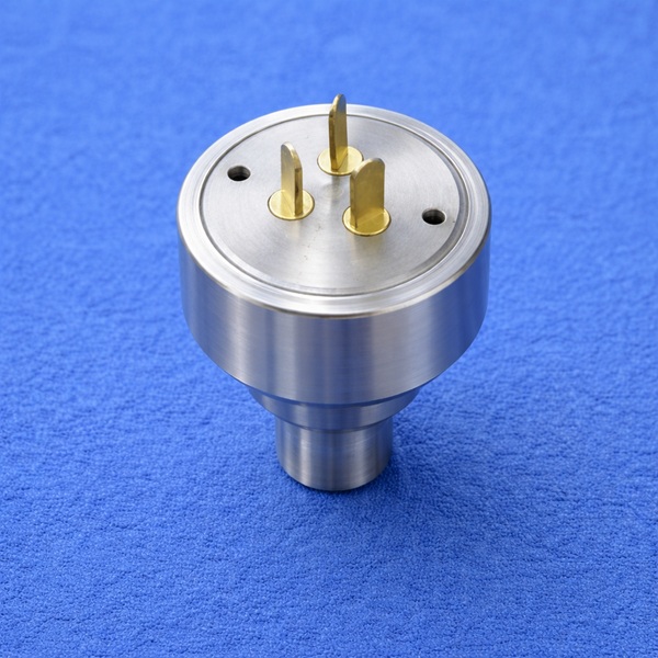 Test Plug for Breaking Capacity and Normal Operation